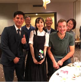 私たちについての画像